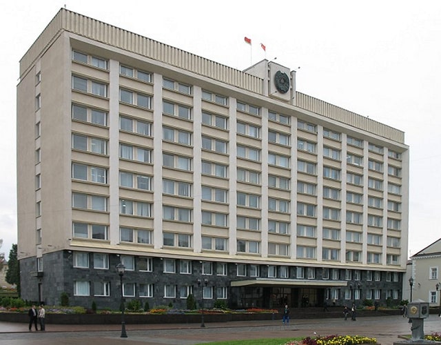 Здание облисполкома в Гродно
